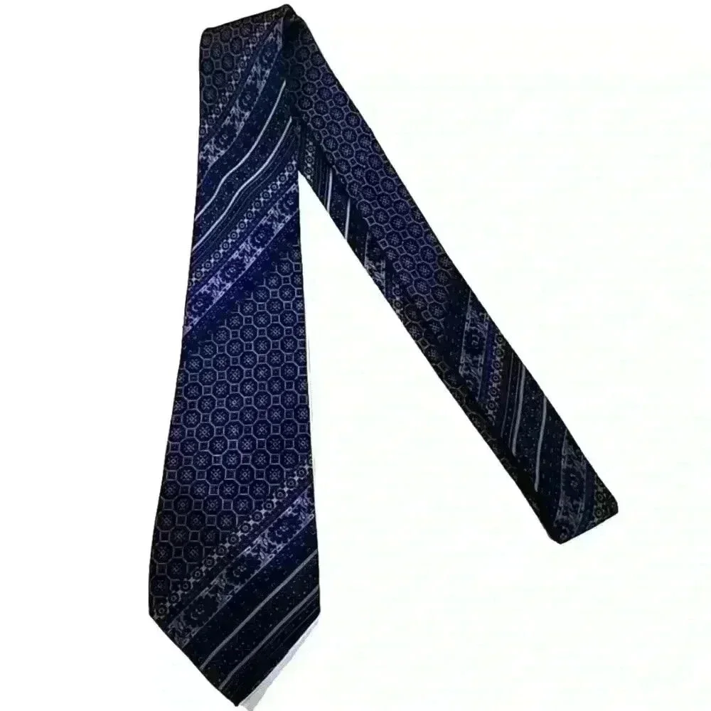 Fumagalli's pure silk made in Spain tie O8313